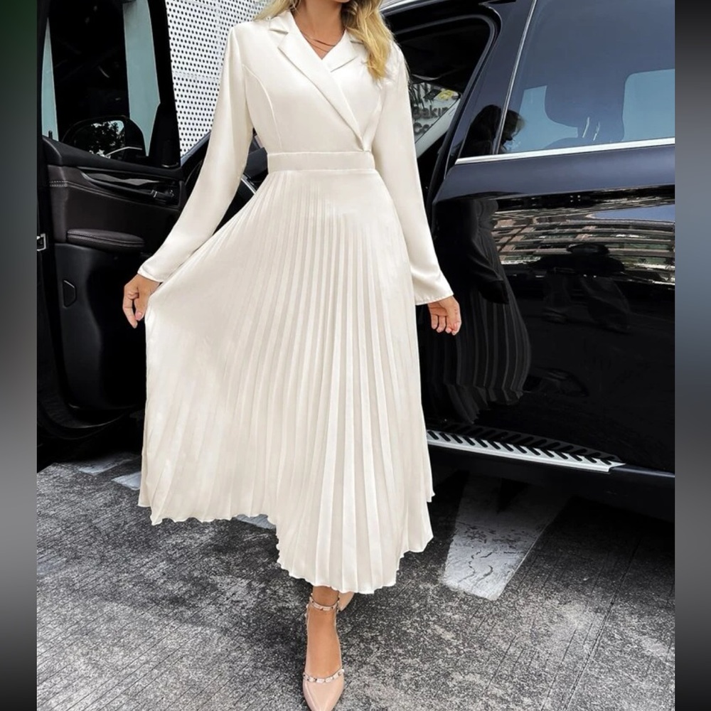 Elegant Cream Maxi Dress